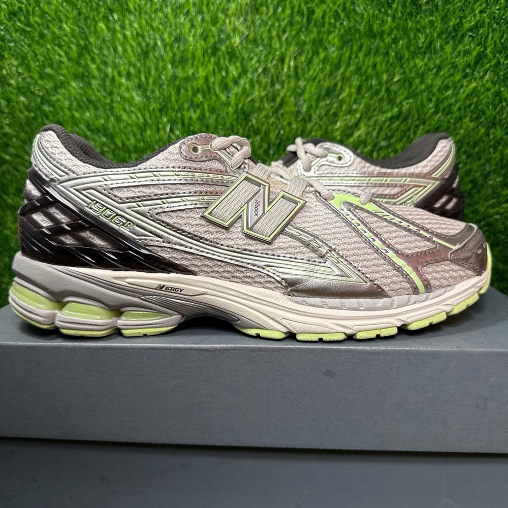 New Balance 1906R Mint Flash Silver Green